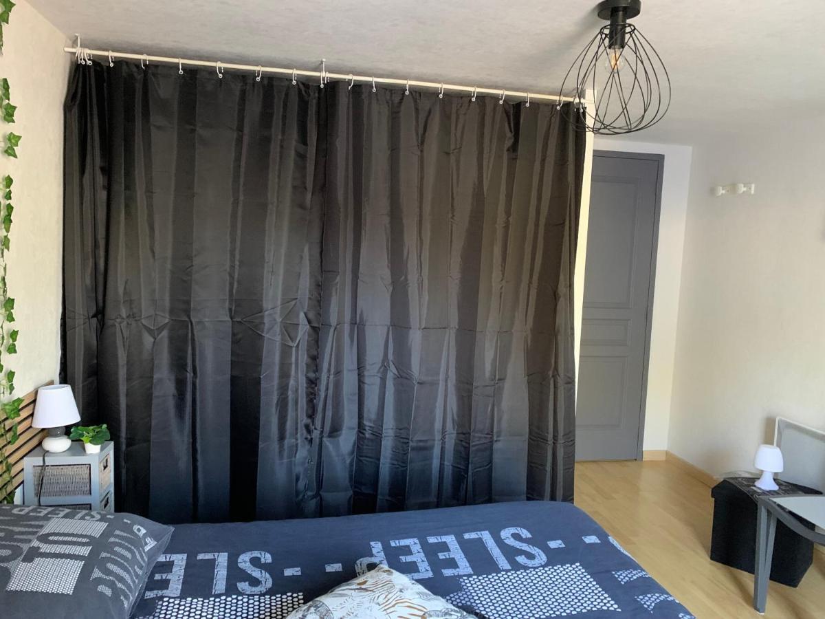 Une Agreable Chambre Independante Rilhac-Rancon Εξωτερικό φωτογραφία