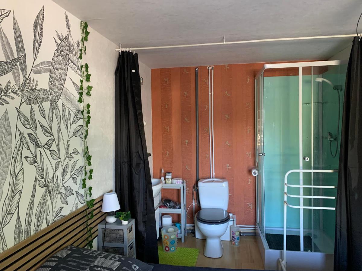 Une Agreable Chambre Independante Rilhac-Rancon Εξωτερικό φωτογραφία